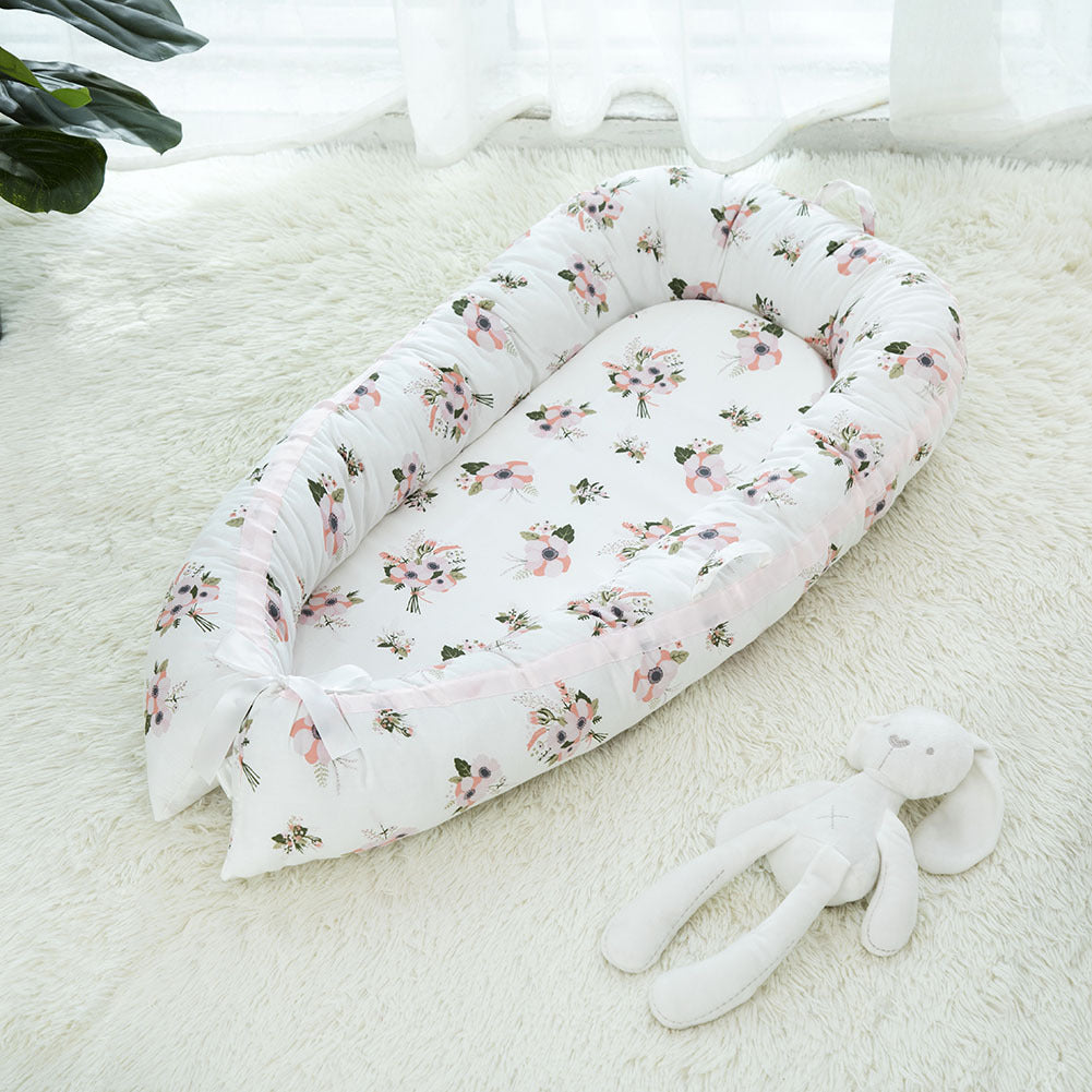 portable baby crib with flower design 